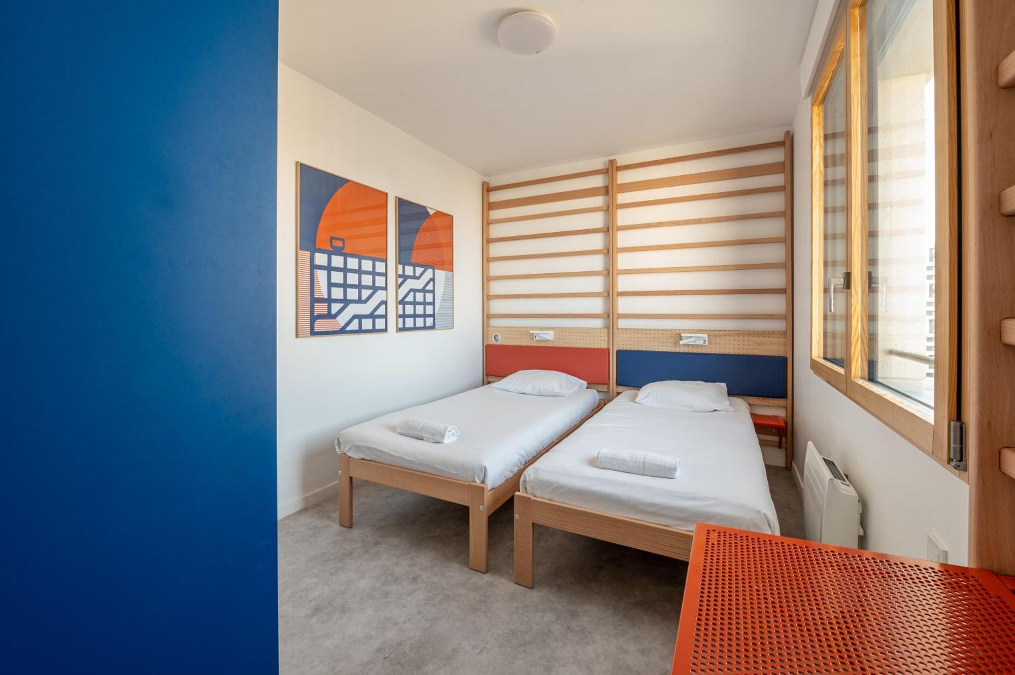 Ucpa Sport Station Hostel Paris Ngoại thất bức ảnh