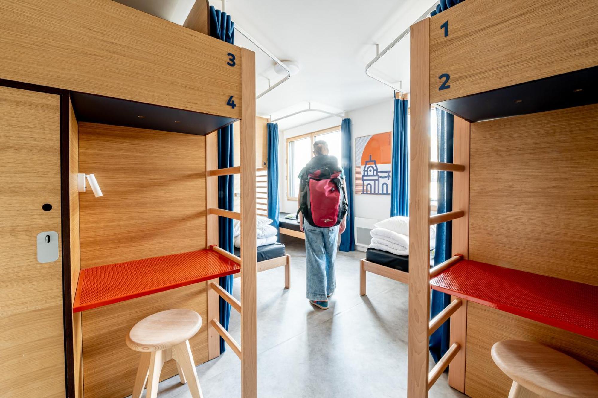 Ucpa Sport Station Hostel Paris Ngoại thất bức ảnh