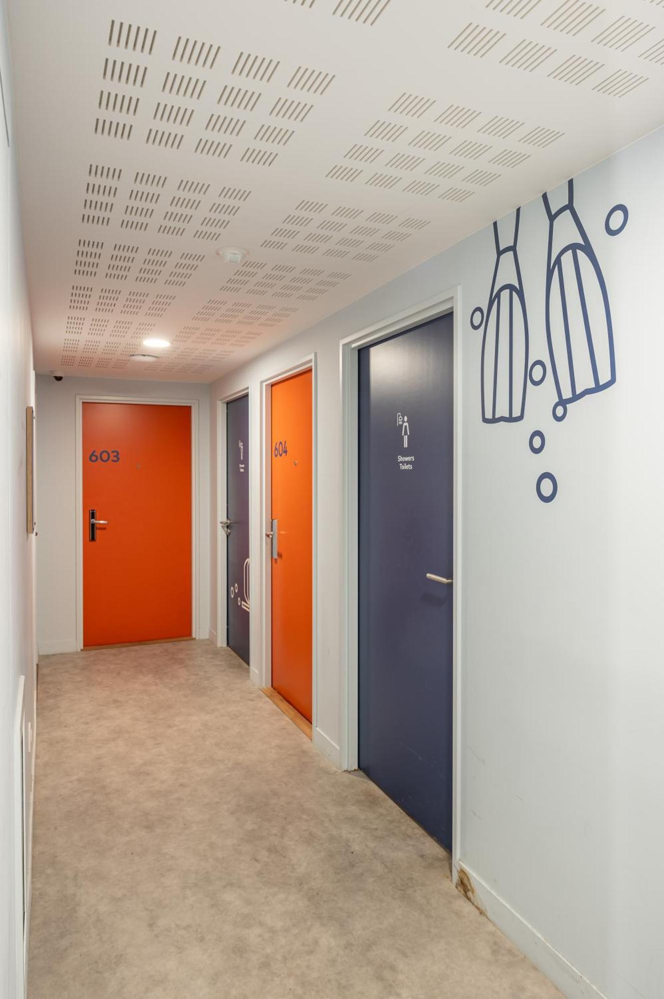 Ucpa Sport Station Hostel Paris Ngoại thất bức ảnh