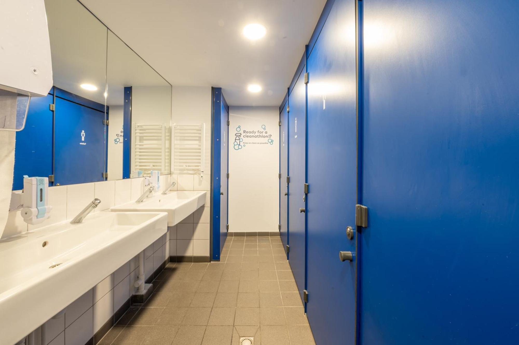 Ucpa Sport Station Hostel Paris Ngoại thất bức ảnh