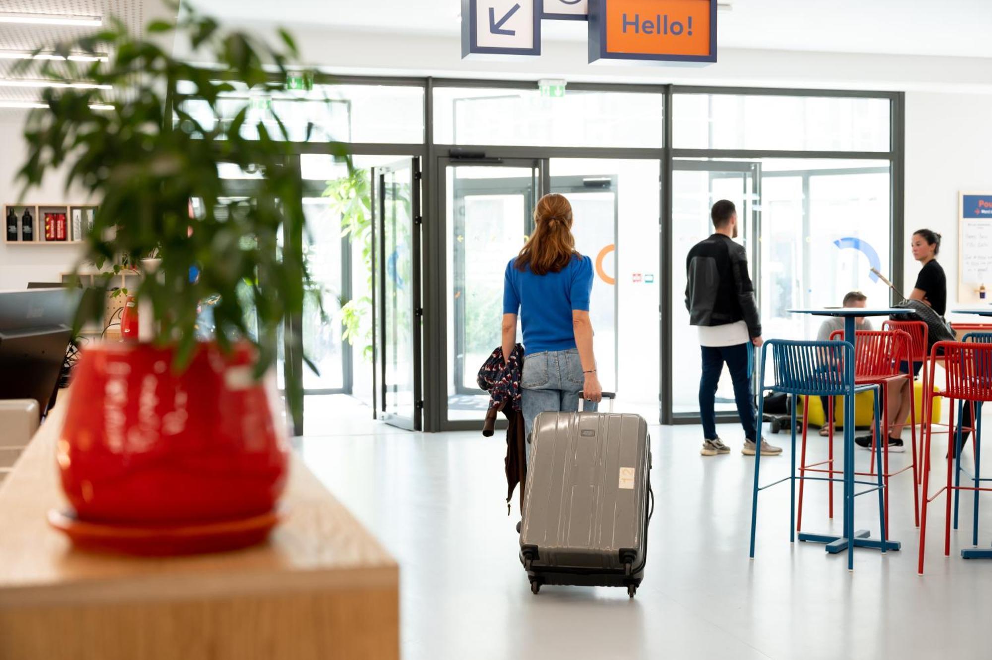 Ucpa Sport Station Hostel Paris Ngoại thất bức ảnh